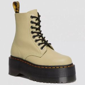 Doc Martens 1460 PASCAL MAX LEATHER PLATFORM BOOTS in pale olive (green)